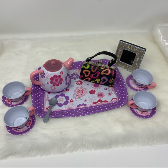 Fun mini items for young girl